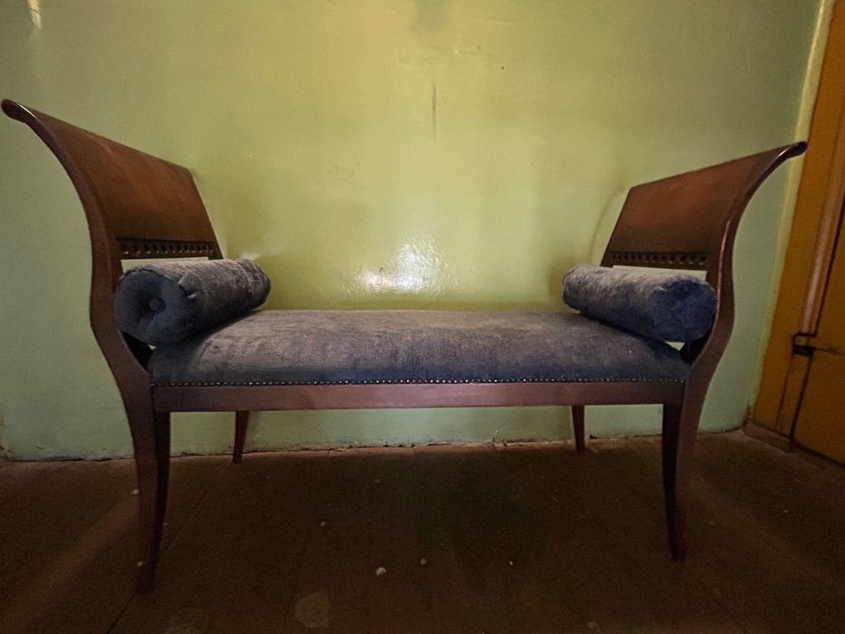 Ławka drewniana  - tapicerowana