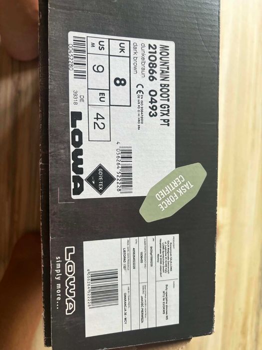 LOWA Mountain boot GTX PT