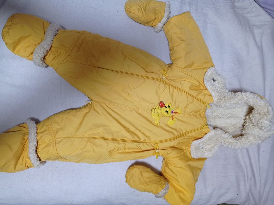 Продаю комбинезон детский