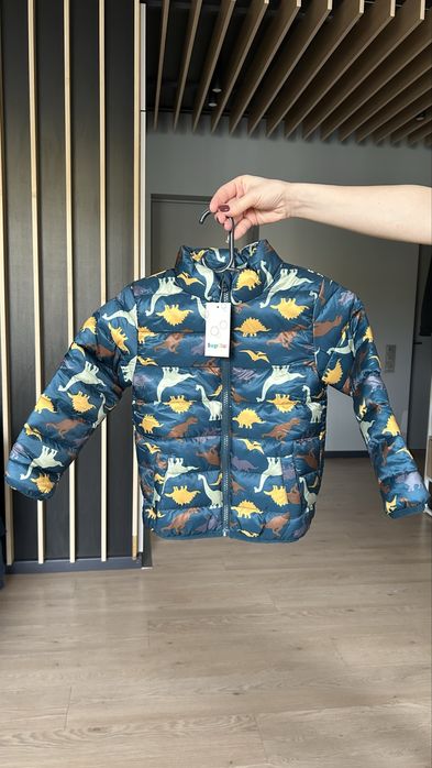 Курточка з динозаврами