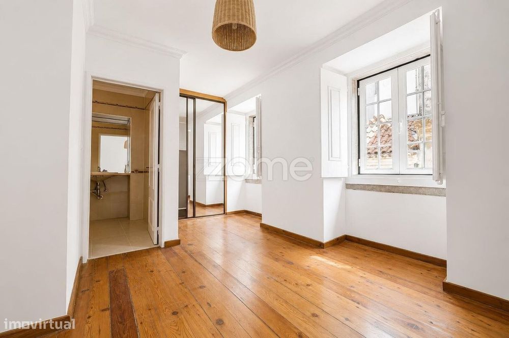 Apartamento T2 Luminoso no Bairro Alto