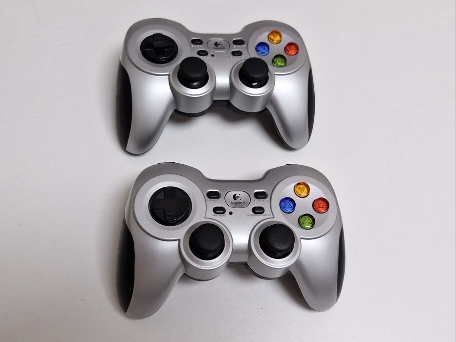 Logitech F710 Controllers64752391732610121