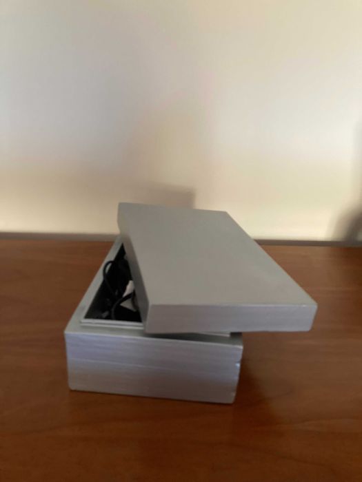 Caixa madeira prateada