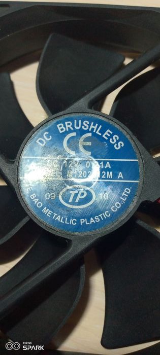 Куллер для ПК на 12v 120мм