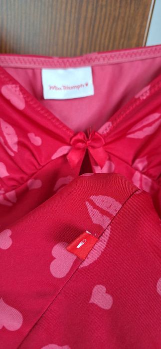 Koszulka nocna S Triumph usta serduszka