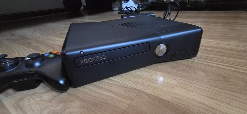 Xbox 360 slim Desbloqueada RGH 3.0