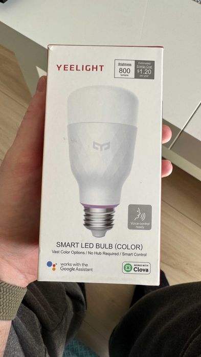Yeelight smart led bulp color