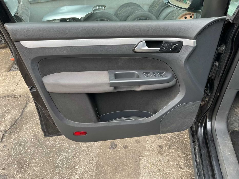 Boczek drzwi Przód lewy prawy VW Touran I Lift europa