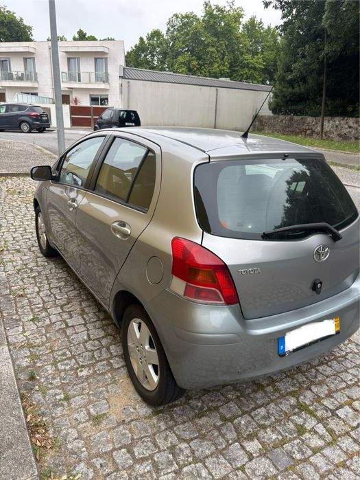 Toyota Yaris 1.0 gasolina