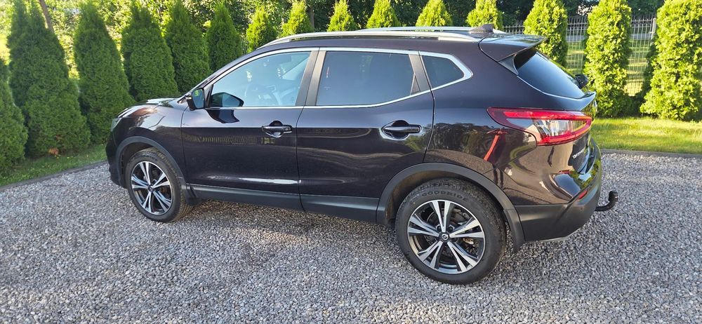 Nissan Qashqai Na sprzedaż Nissan Qashqai  J11 1.6 dCi 130 km 4x4  z 2018 roku.