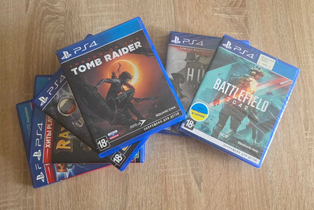 Диски для PS4(Tomb Raider, Gran Turismo, Rayman, Ratchet)