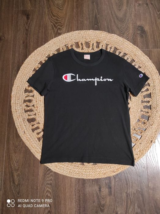 Sprzedam t-shirt damski marki Champion, kolor czarny, rozmiar XS, stan