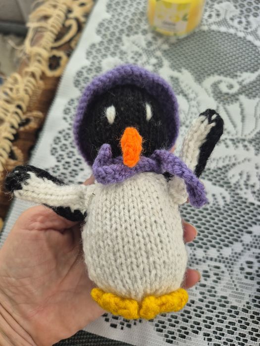 Игрушки вязаные Пингвины