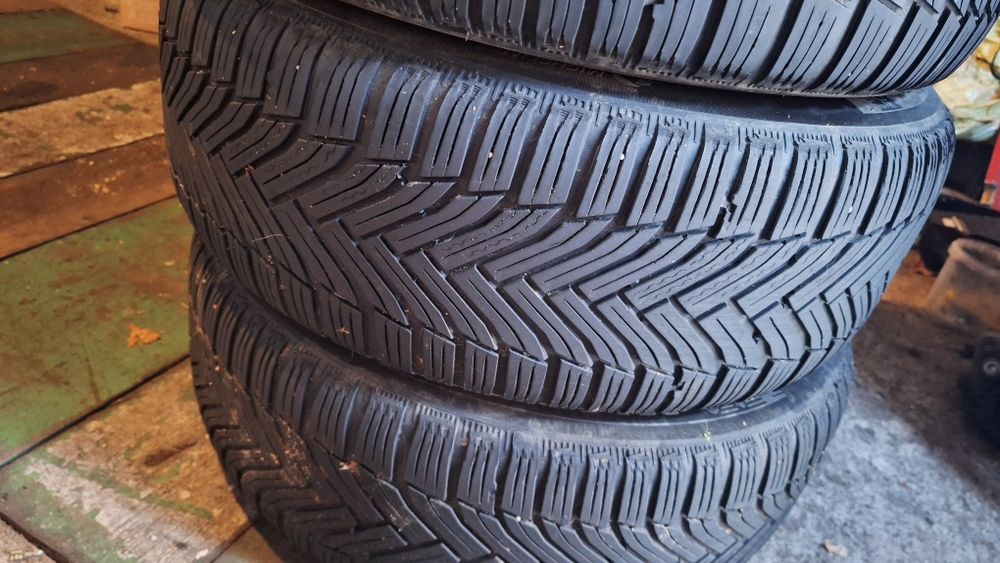 Koła ford 5x108 215/60 r16