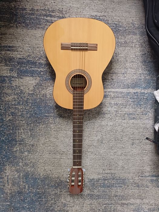 gitara 3/4 admira alba