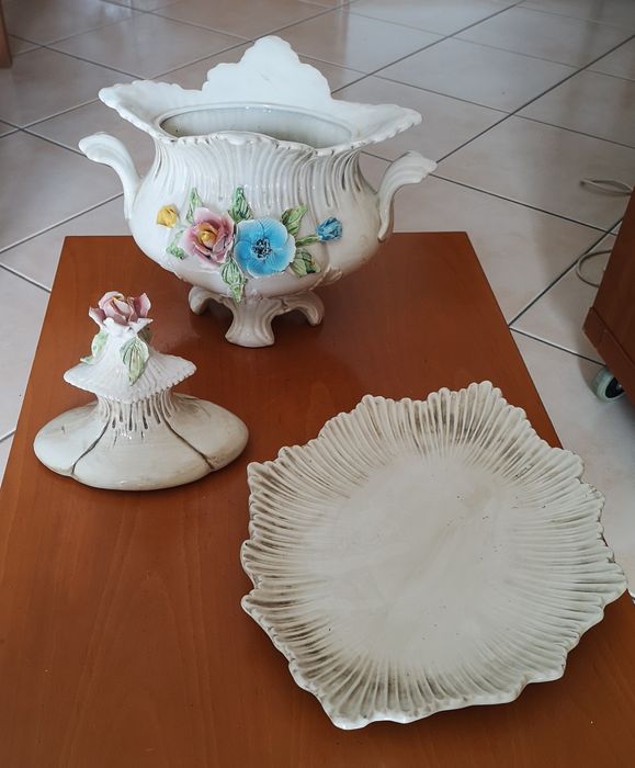 Terrina antiga centro de mesa