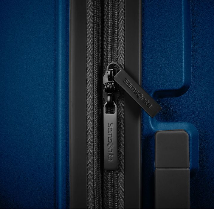 Чемодан, Валіза Samsonite Hyperflex Navy 100%Polipropilene