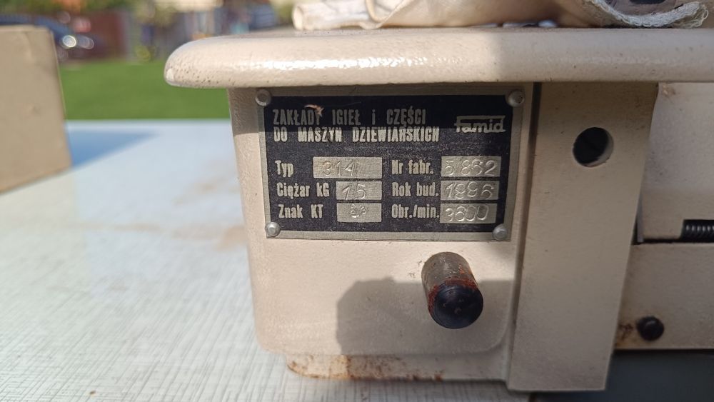Overlock Przemysłowy 3 nitkowy