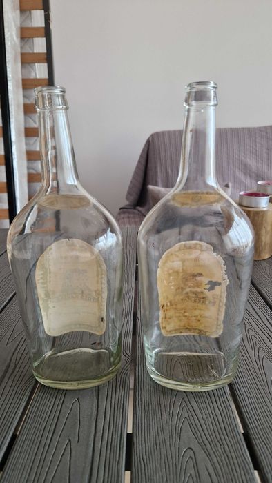 2 garrafas vinho branco "Três Marias"