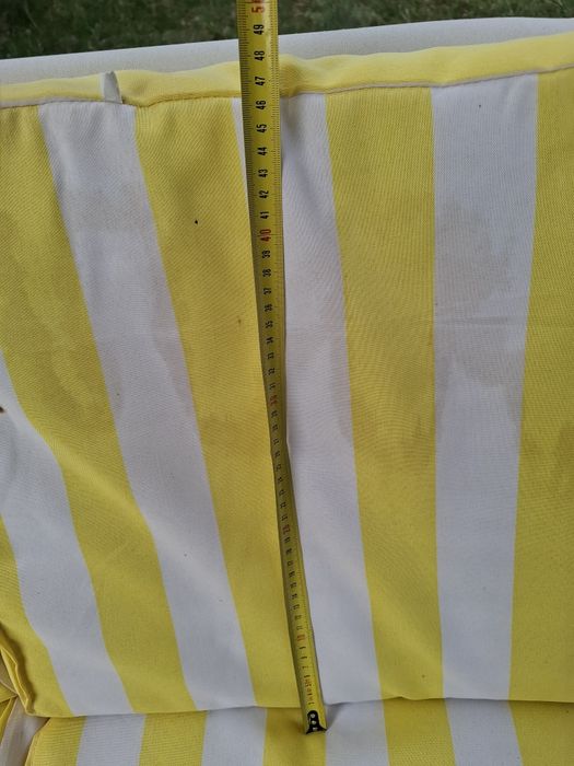 Huśtawka ogrodowa żółta