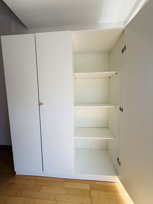 Roupeiro branco de 3 portas do IKEA