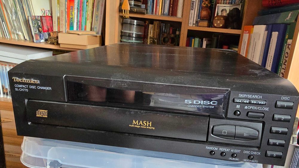 Zmieniarka Technics SL-CH770-K