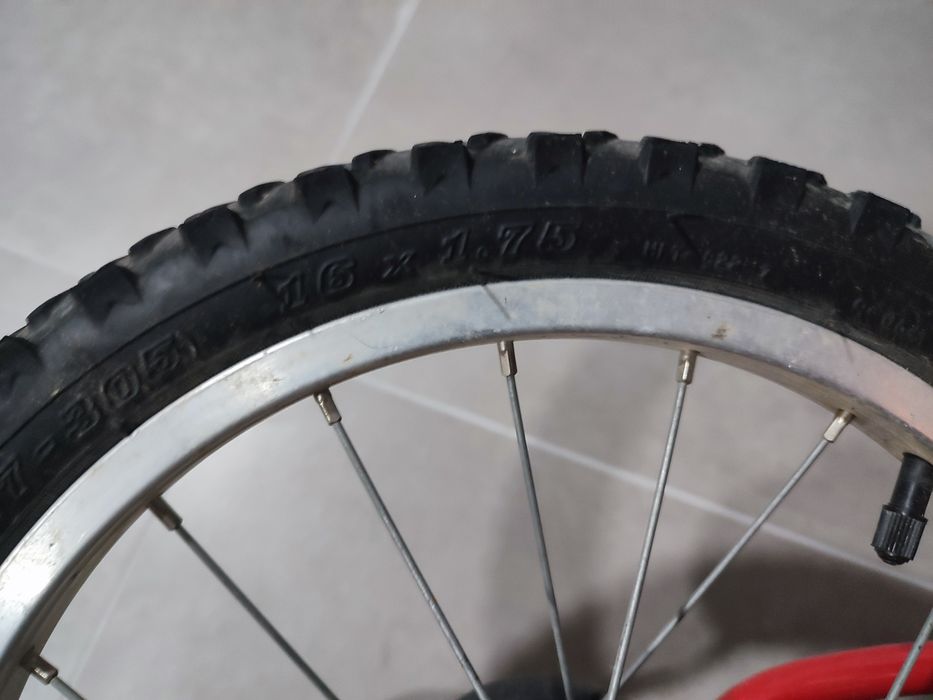 Bicicleta criança com rodinhas