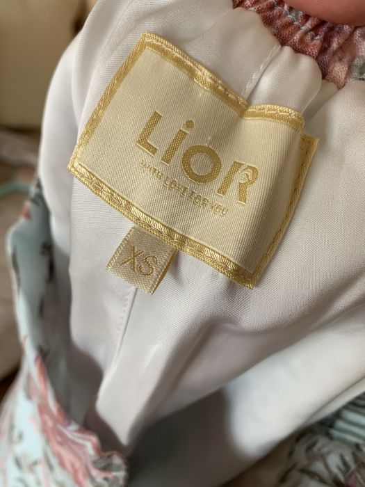 Костюм Lior Sakura
