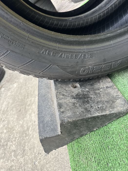 Шини Falken 215/55r17 пара всесезонка склад б/у