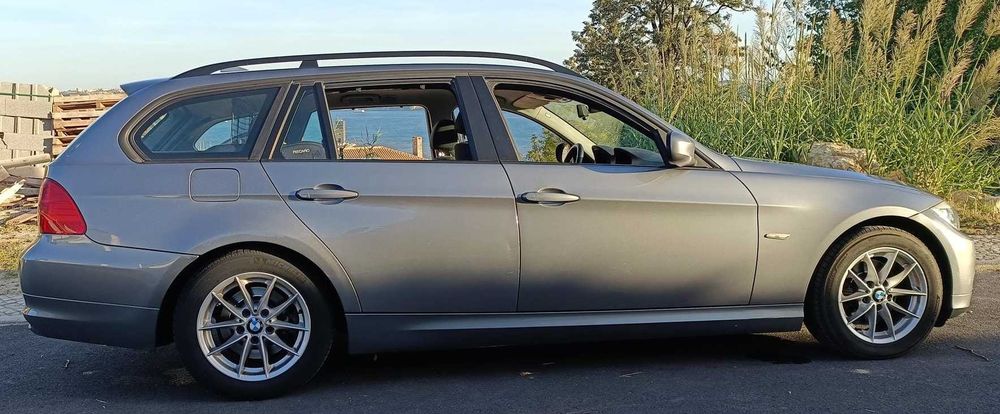 BMW 318d Navigation — photo 3