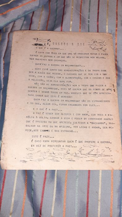 Carlos Botelho placa pintada vista alegre arte contemporânea