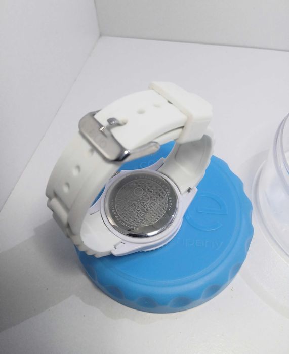 Relógio One Watch Company Branco