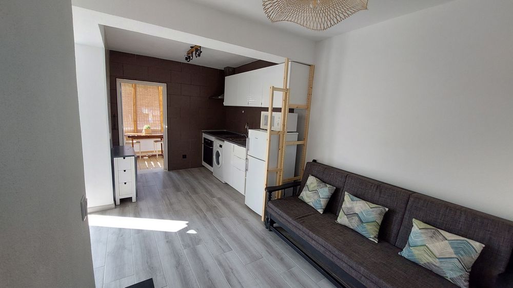 Apartamento T1 em Quarteira disponivel até ao final de Junho