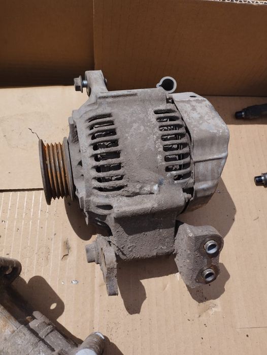 Продам запчасти Сузикі sx 4