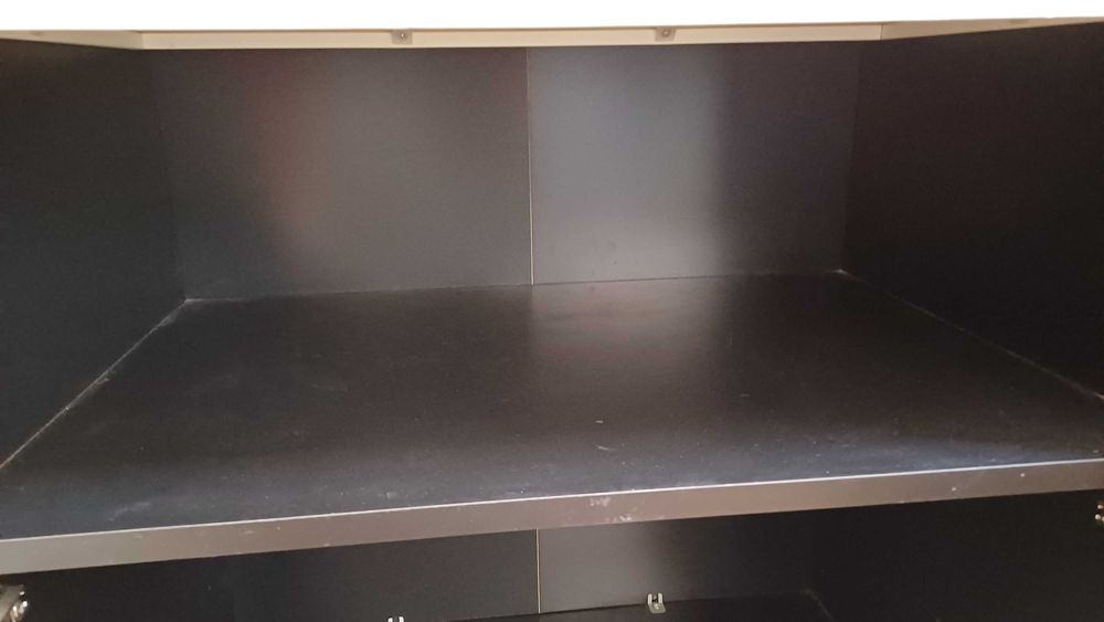 Movel de apoio com rodas