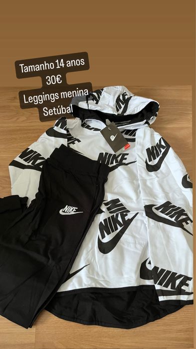 Fatos de treino crinça