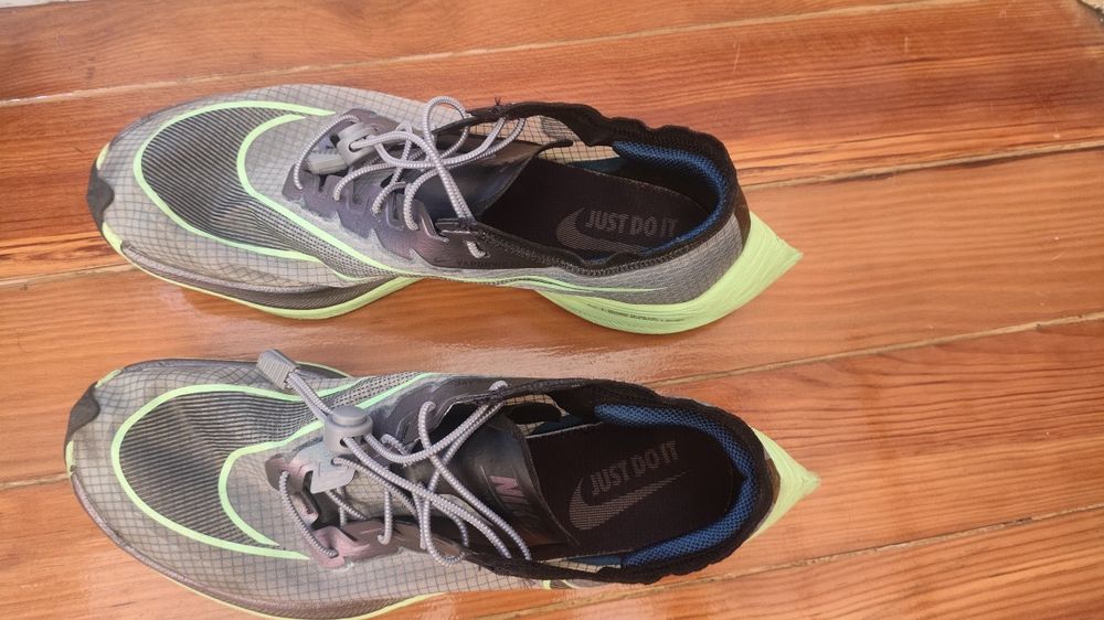 Nike ZoomX Vaporfly Next% 1