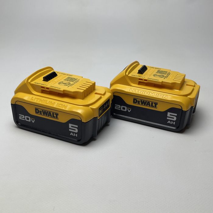 Акумулятор Dewalt DCB205 5ah з США