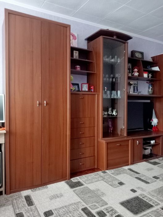 Продається  меблі для вітальні