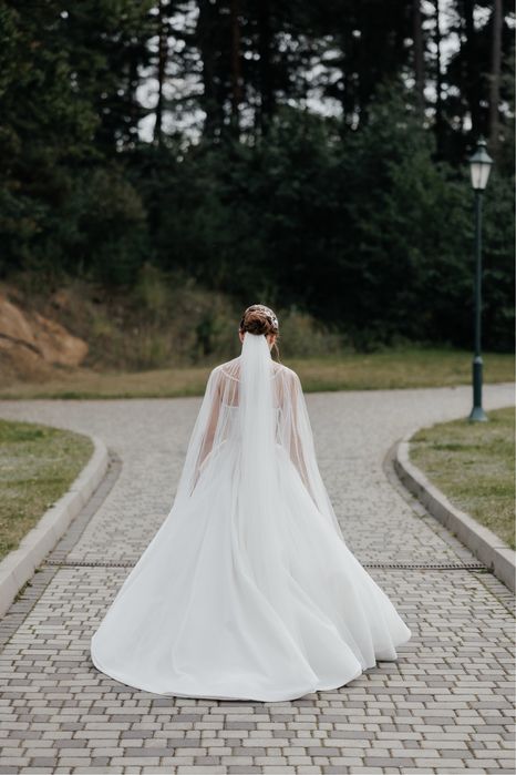 Весільна  сукня б/у Львів