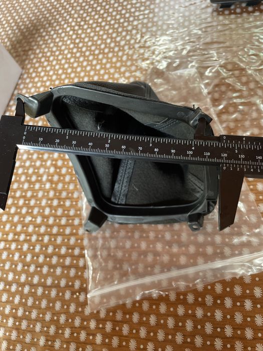 юбка чехол кожух ручки КПП Hyundai Tucson IX35 чехол кулисы коробки