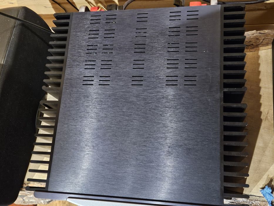 Mark Levinson 383
