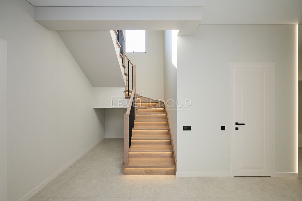 Продається будинок з сучасним ремонтом, 230 м2, Лісники