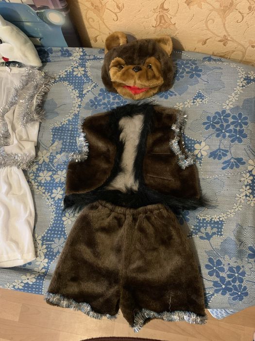 Прокат/ продаж новорічних костюмів (ведмідь, заєць, миша)