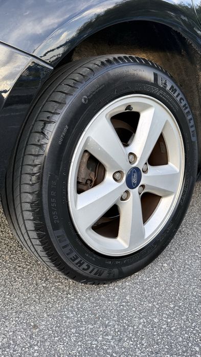 Ford Focus 1.6TDCi 110cv - Nacional - Muito Nova