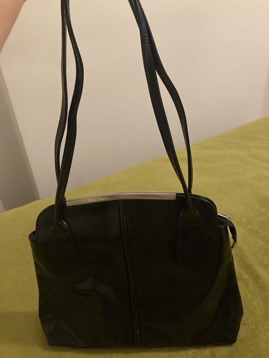 Elegancka torebka damska, czarna skórzana