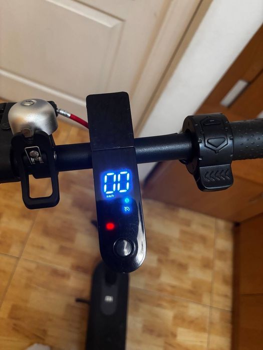 Продам електросамокат