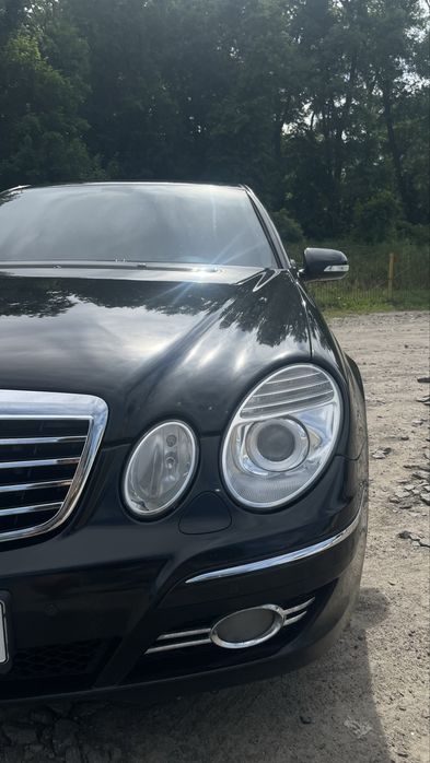 Mercedes w211 e320 2008