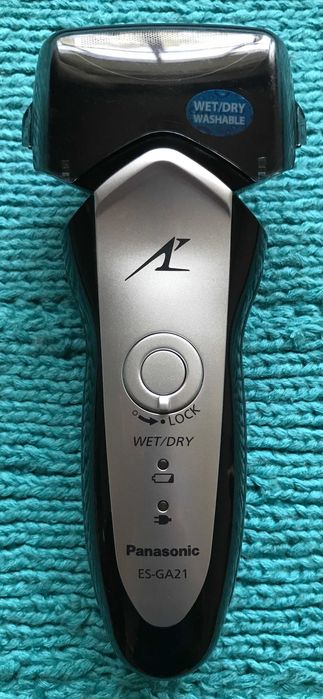 Состояние 9/10 Panasonic ES-GA21 ES-GA21-S820 (Японский аналог ES-RT37-S520 и ES-RT77-S520) полная комплектация Бритва Электробритва Електробритва