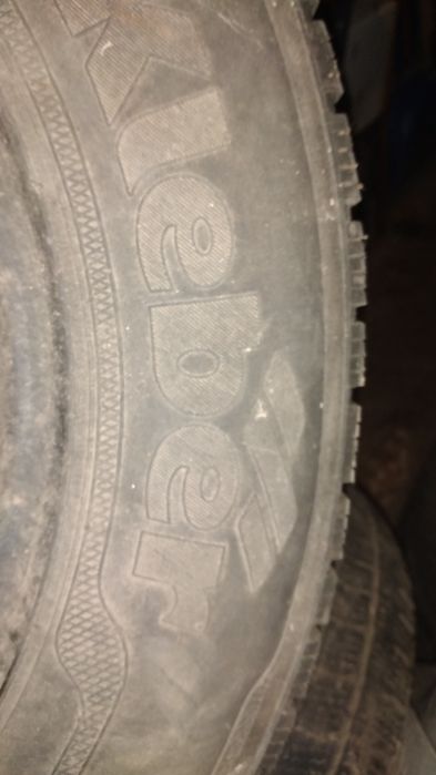 Шины 2шт 225/70 R 15c Cleber зима для буса грузовые